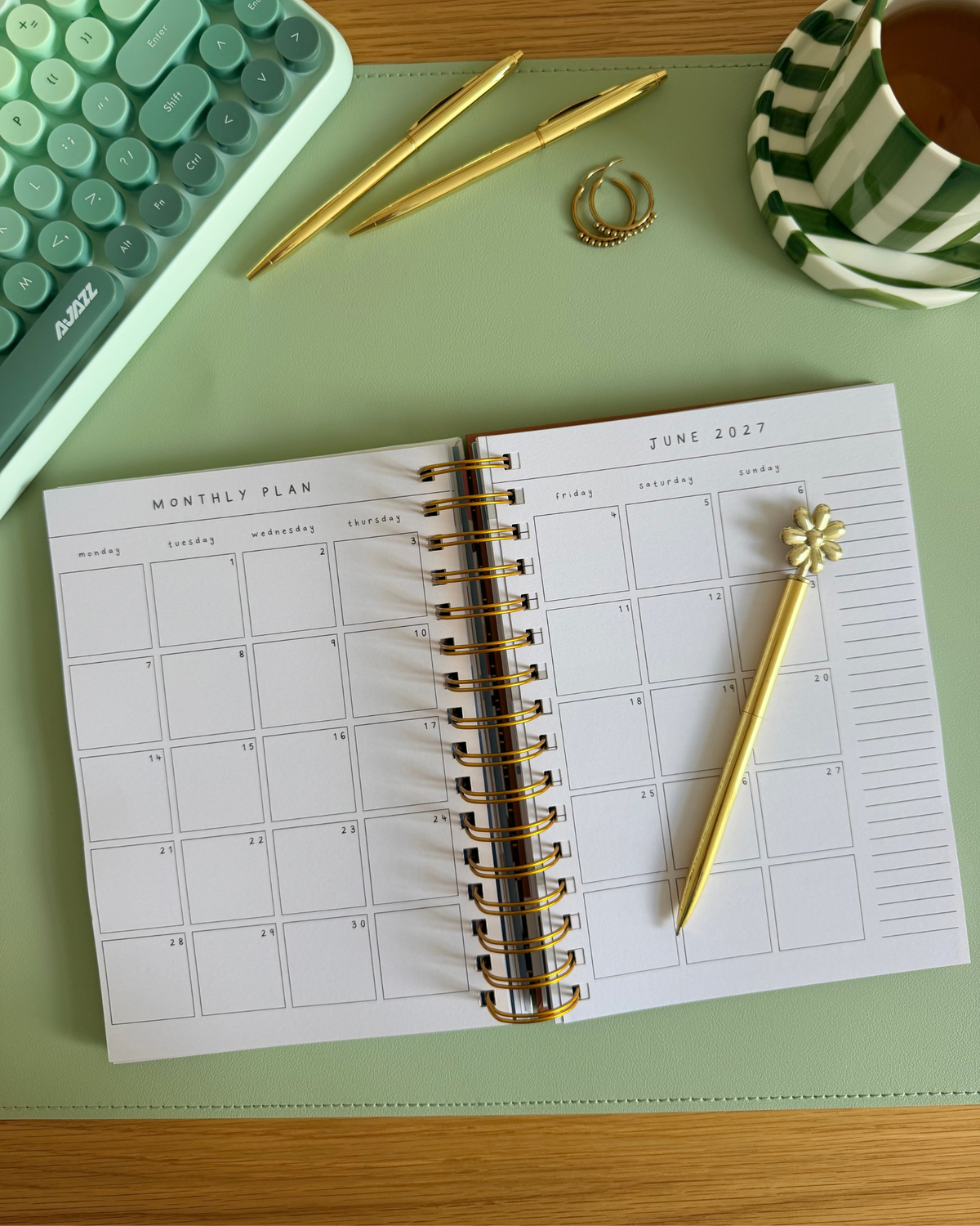 (PRE-ORDER) The 2027 Reset Bundle - Planner, Reflect & Renew + Desktop Calendar